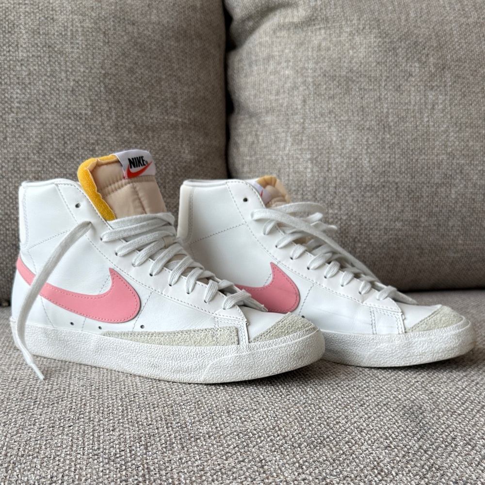 Nike White and Pink High-Tops
